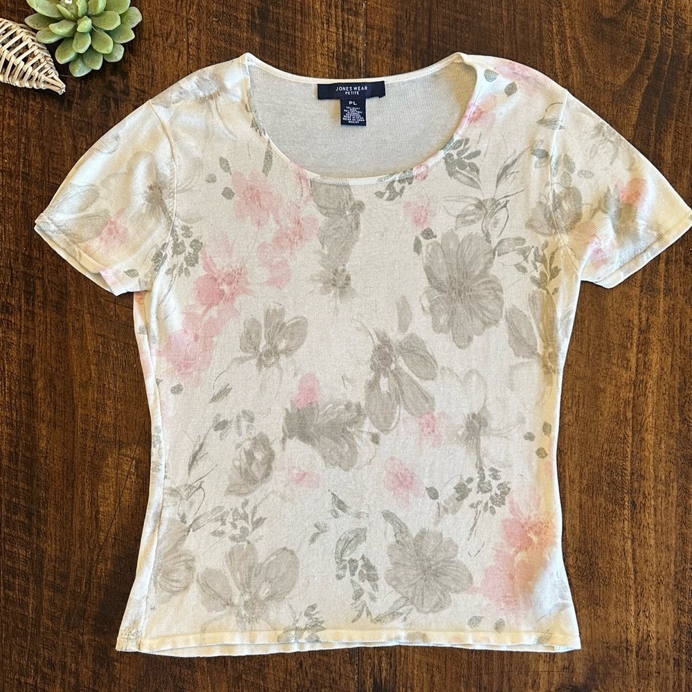 Jones Wear | VTG Silk Blend Short Sleeve Floral Sweater, Size PL